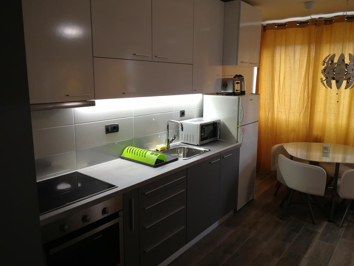 Apartment Oasis Banovo Brdo-Ada Ciganlija Belgrád Kültér fotó